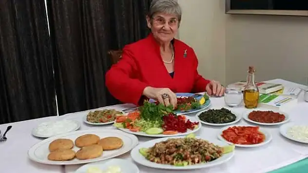 Prof. Dr. Canan Karatay,Türkiye'yi kıtlıktan engelleyeceğini iddia etti