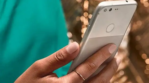 Google Pixel Launcher diğer Android telefonlara geldi ! Pixel Launcher nedir ?