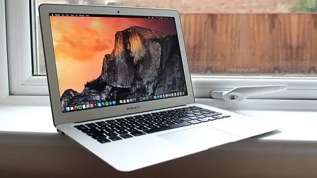 Yeni Macbook'lar fena el yakıyor! İşte o Fiyatı ?