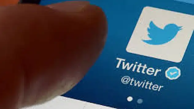 Dünyanın en popüler mikro blog sitesi Twitter'da erişim sorunu yaşanıyor