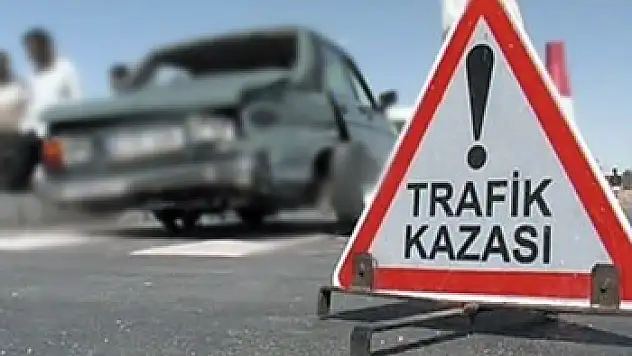Van'ın Çaldıran ilçesinde Trafik Kazası: 3 Yaralı