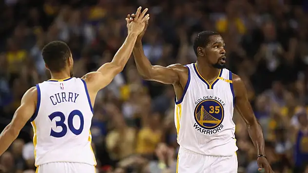 Kevin Durant, Michael Jordan'a yetişti