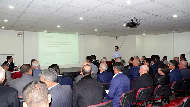 Hizan'da Muhtarlara 'İçme Suyu Dezenfekte' Semineri