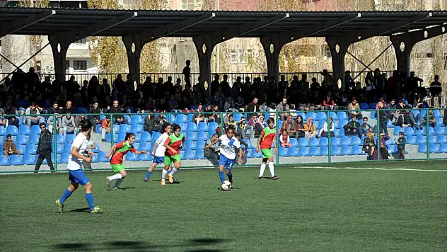 Hakkarigücü Lige Puanla Başladı