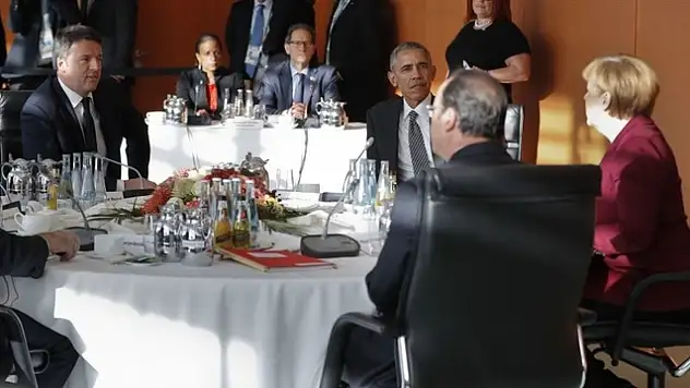 Obama Berlin'de AB Zirvesine Katıldı
