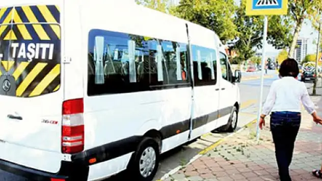 Şoförlerden 'Korsan Servis' Protestosu
