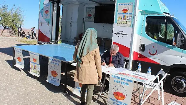 Organ bağışı bilincinin artırılması için Malazgirt'te Stant Açıldı