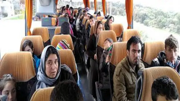 Ağrı'da Pakistan ve Afgan Uyruklu 64 Kişi Yakalandı