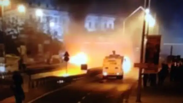 İstanbul'da Canlı Bomba Saldırısı! Çok Sayıda Yaralılar Var