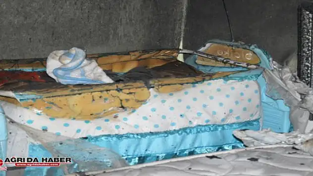 Ağrı Doğubayazıt'ta Çıkan Yangında 1 Yaşındaki Resul Bebek Canverdi