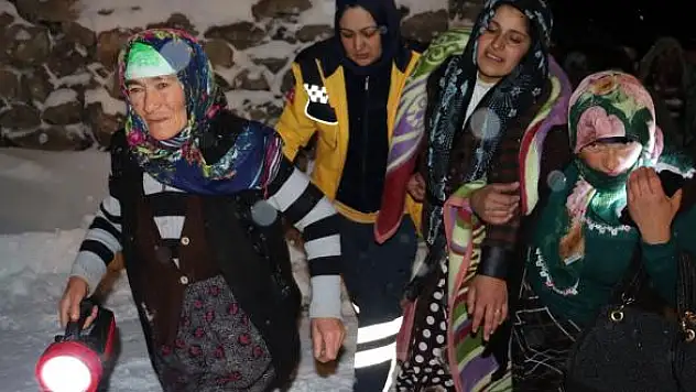 Kar ve tipi sebebiyle Hamile Kadın 7 Saat Sonra Hastaneye Ulaştırıldı