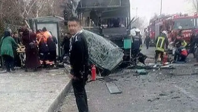 Kayseri'de Çarşı İznine Çıkan Askerlere Bombalı Araçla Saldırı