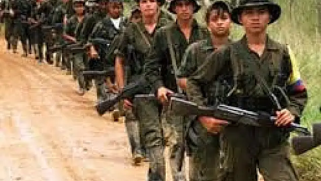 Kolombiya'da FARC gerillalarına af yasası onaylandı