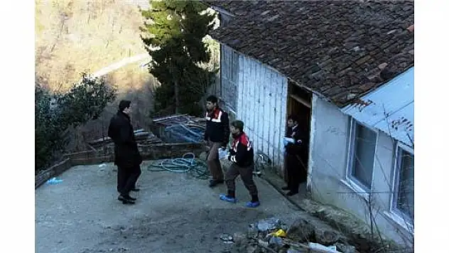 Trabzon'da sinir krizi geçirdi 4 kişiyi öldürdü
