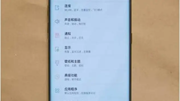 Galaxy S8 ilk kez göründü
