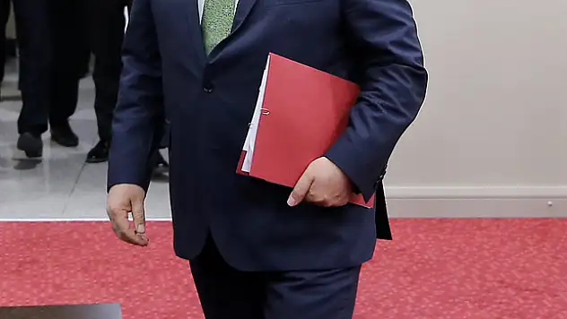 Yılmaz, yeni müfredat taslağını tanıttı