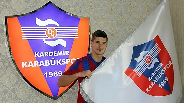 Kardemir Karabükspor, Ukrayna'nın Dnipro takımından Andriy Bliznichenkoyu transfer etti