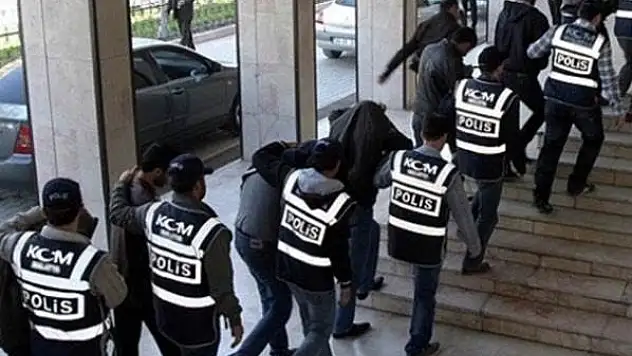 Ağrı'da FETÖ/PDY operasyonu 23 kişi Gözaltında !