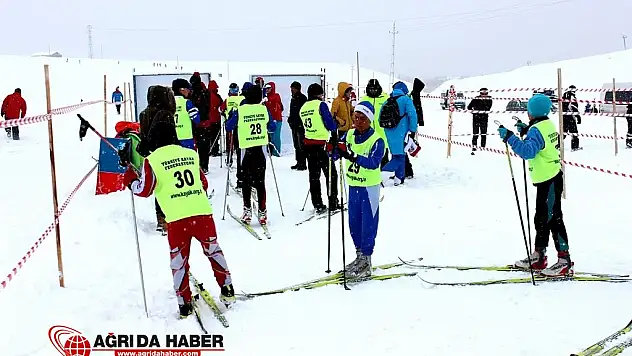 Ağrı'da 'kayaklı koşu k2 ligi 1. Ayak yarışları' başladı