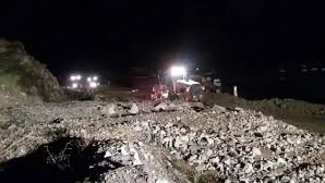 Adıyaman Karayolu Trafiğe Kapandı