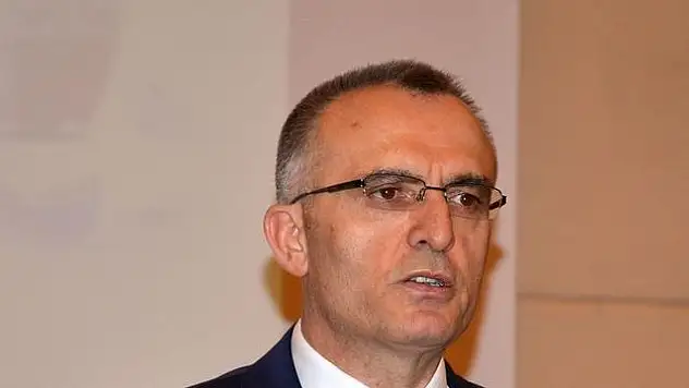 Maliye Bakanı Naci Ağbal: Enflasyonun yıl sonunu % 8 ile bitebilir ?
