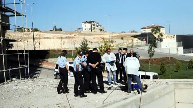 6. Kattan Düşen Genç Öldü