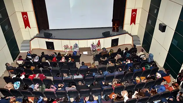 Vali Çınar İş Adamlarıyla Buluştu