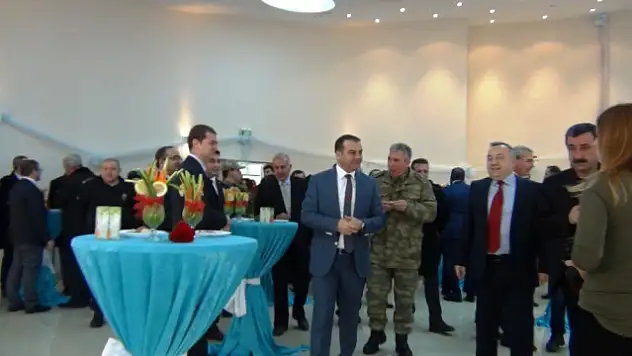 Yeni Salon Açıldı! Ercişte Şok Açılım