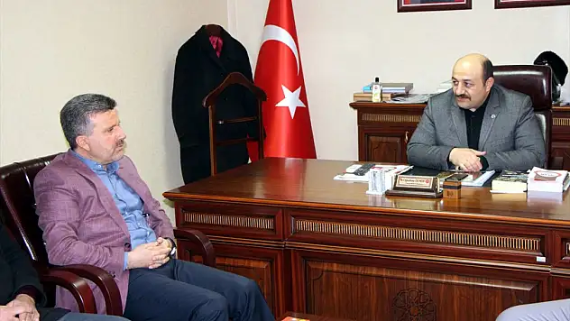 Ak Parti'den Mhp'ye Ziyaret