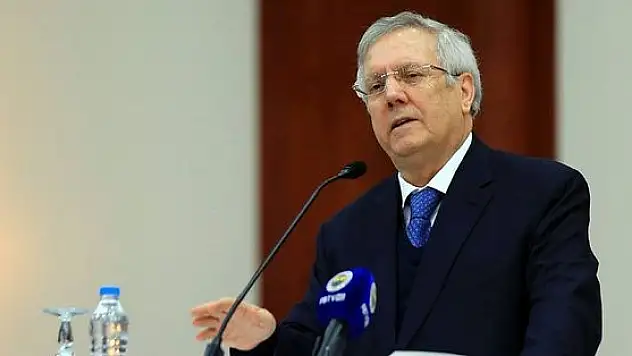 Fenerbahçe'de taraftarlar isyan etti ! Yıldırım İstifa