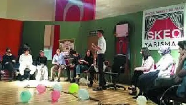 Muş'ta Tiyatro Yarışması Yapıldı