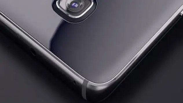 Samsung Galaxy S8'in satışı ertelendi