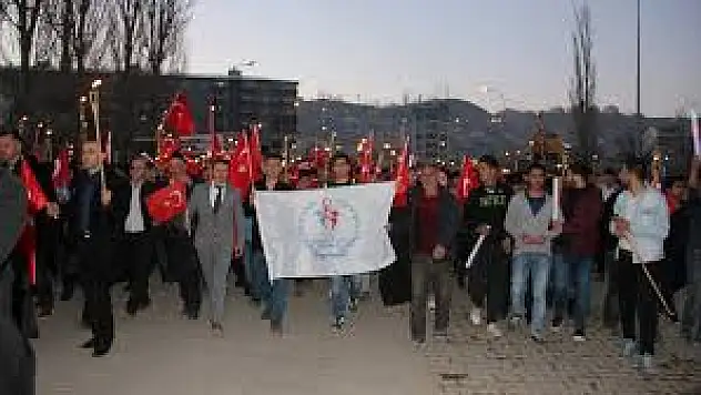 Oltu'da Kurtuluş Yürüyüşü