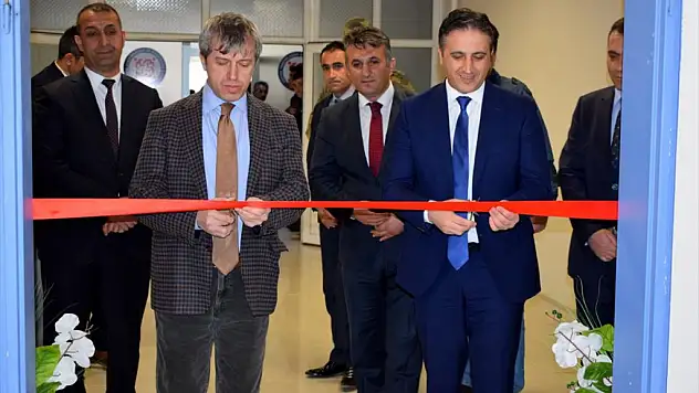 Bitlis Valisi Ahmet Çınar, Mutki İlçesini Ziyaret Etti