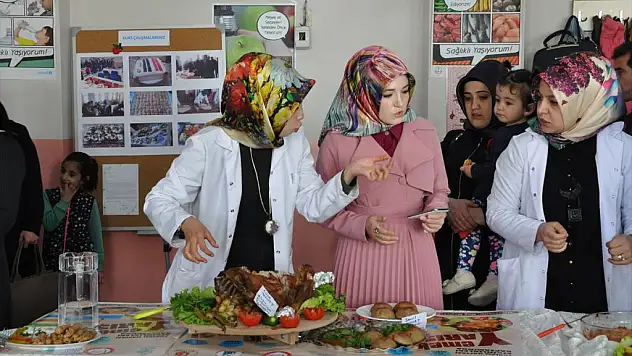 Muş'ta Yöresel Yemek Yarışması Düzenlendi