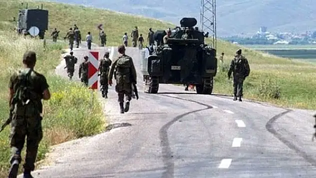 Bitlis'teki Terör Operasyonunda uzaktan kumandalı 3 el yapımı patlayıcı imha edildi
