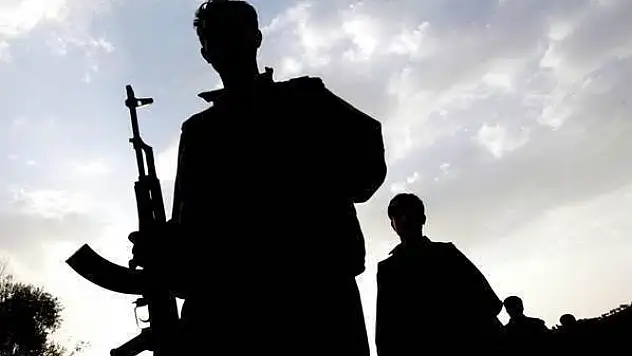 Erzurum'un Şenkaya ilçesinde Çatışma: 2 Asker Yaralı