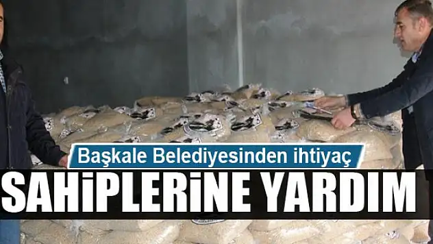Başkale Kaymakamlığı engelli ve ihtiyaç sahiplerine yardım etti