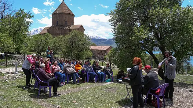 Akdamar Adası'nda Müzik Ziyafeti