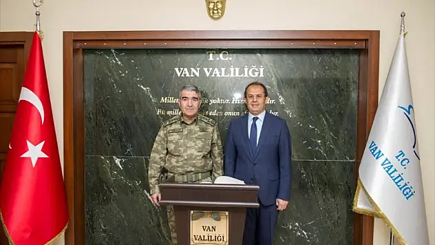 3. Ordu Komutanı Savaş Van'da