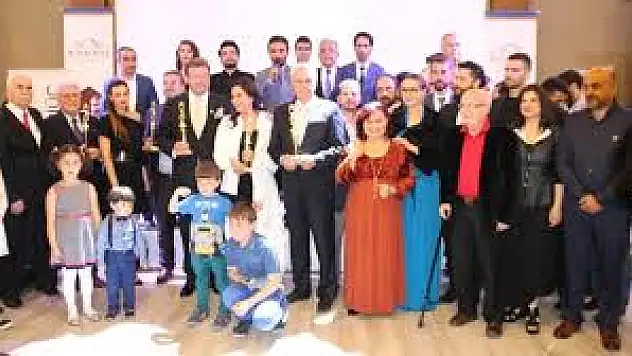 '10. Uluslararası Çayda Çıra Film Ve Sanat Festivali'