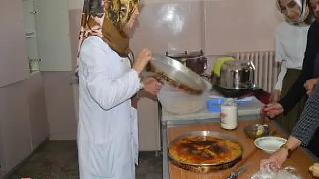 Eleşkirt HEM ile İŞKUR İl Müdürlüğünün Halk Eğitim Merkezi Kursları Sürüyor
