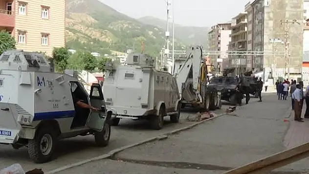 Hakkari'de Terör Saldırısı sonucu bir asker şehit oldu, iki asker yaralandı