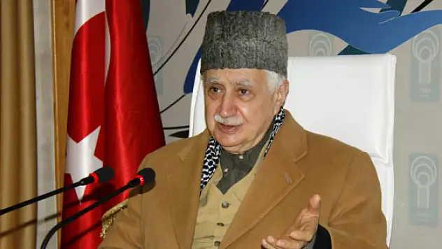 Necip Fazıl Kısakürek'i Anma Gecesinde duygu dolu anlar