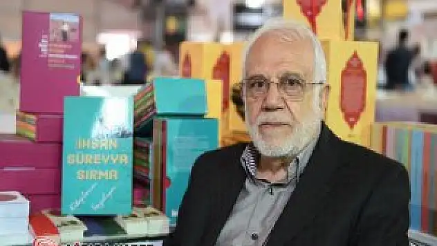 Prof.Dr.İhsan Süreyya Sırma yazdı! Kitap Yine Öksüz Yine Garip Kaldı