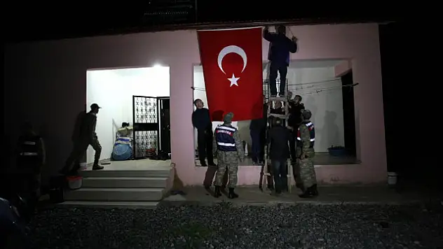 Şırnak'ta Askeri Helikopterin Düşmesi Olay Yarattı !
