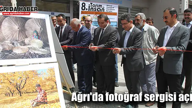 Ağrı Gıda Tarım ve Hayvancılık İl Müdürlüğün 'Tarım ve İnsan' Konulu Resim Sergisi
