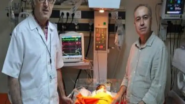 Daha 10 Günlükken Kalp Ameliyatı Oldu !