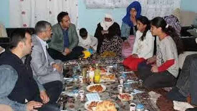 Kaymakam Dundar, İftar Sofrasında Buluştu