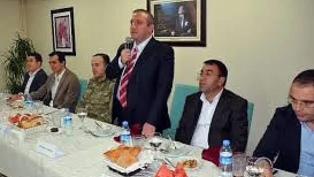 Kaymakam Öter, İftarda Kurum Amirleriyle Birlikteydi
